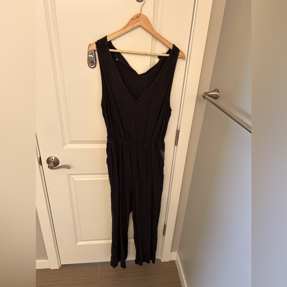 Universal Thread jumpsuit with back cutout